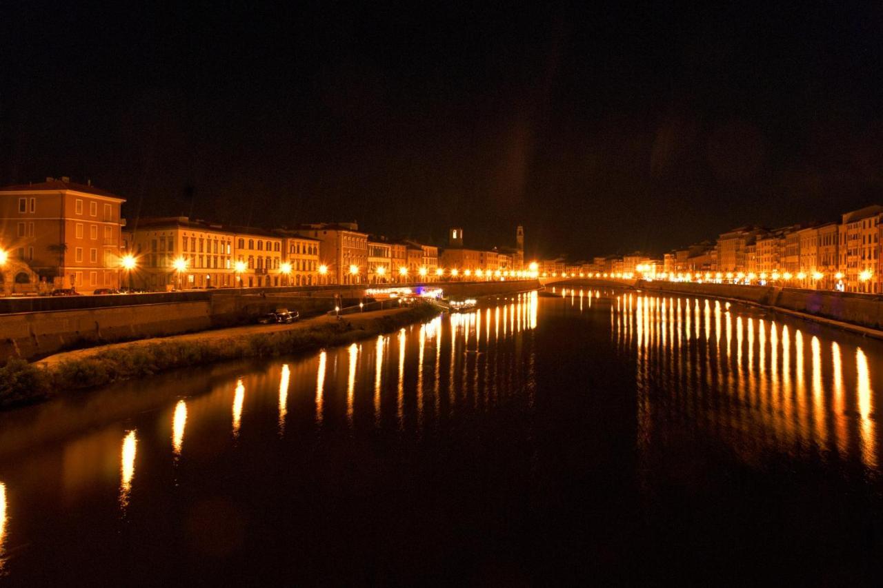 Nice Apartment On The Riverside Pisa Exterior photo